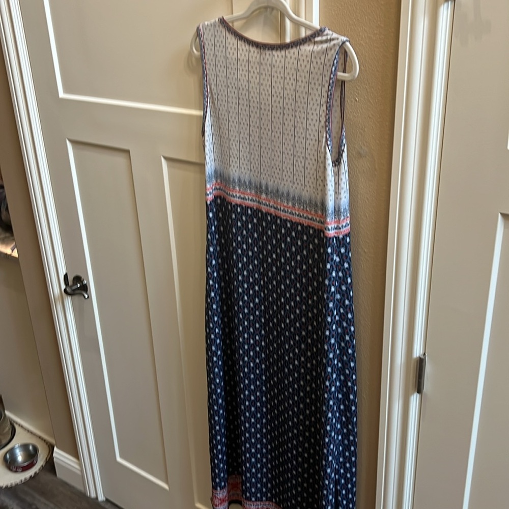 Patterned dress - Picture 3 of 3